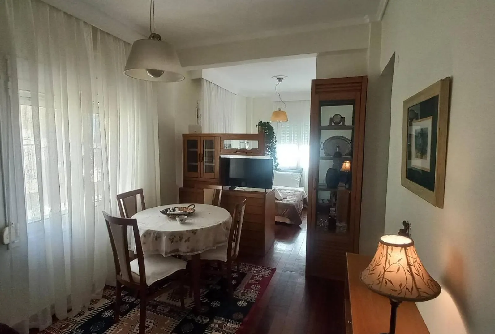 Studio Apartment Thessaloniki Navarino Square - Στούντιο Διαμέρισμα Πλατεία Ναυαρίνου Θεσσαλονίκη