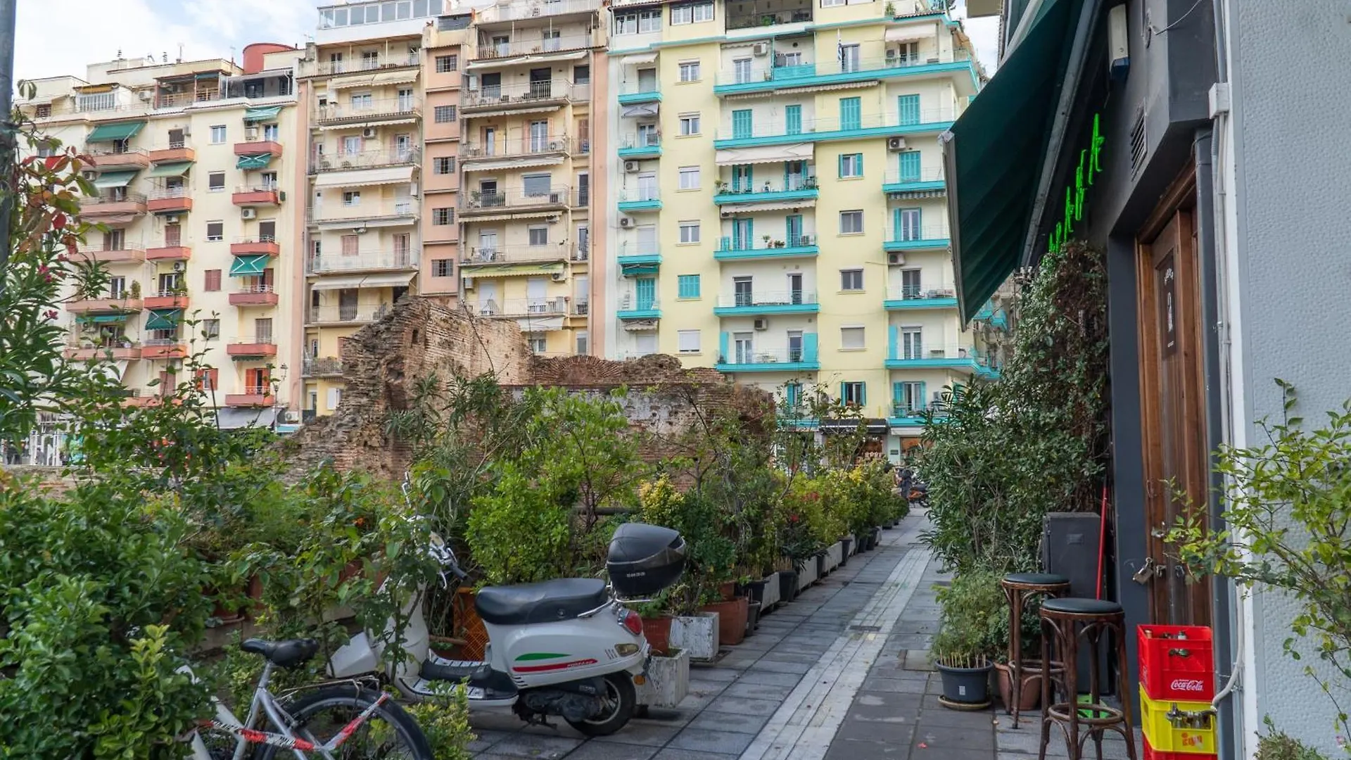 Studio Apartment Thessaloniki Navarino Square - Στούντιο Διαμέρισμα Πλατεία Ναυαρίνου Θεσσαλονίκη