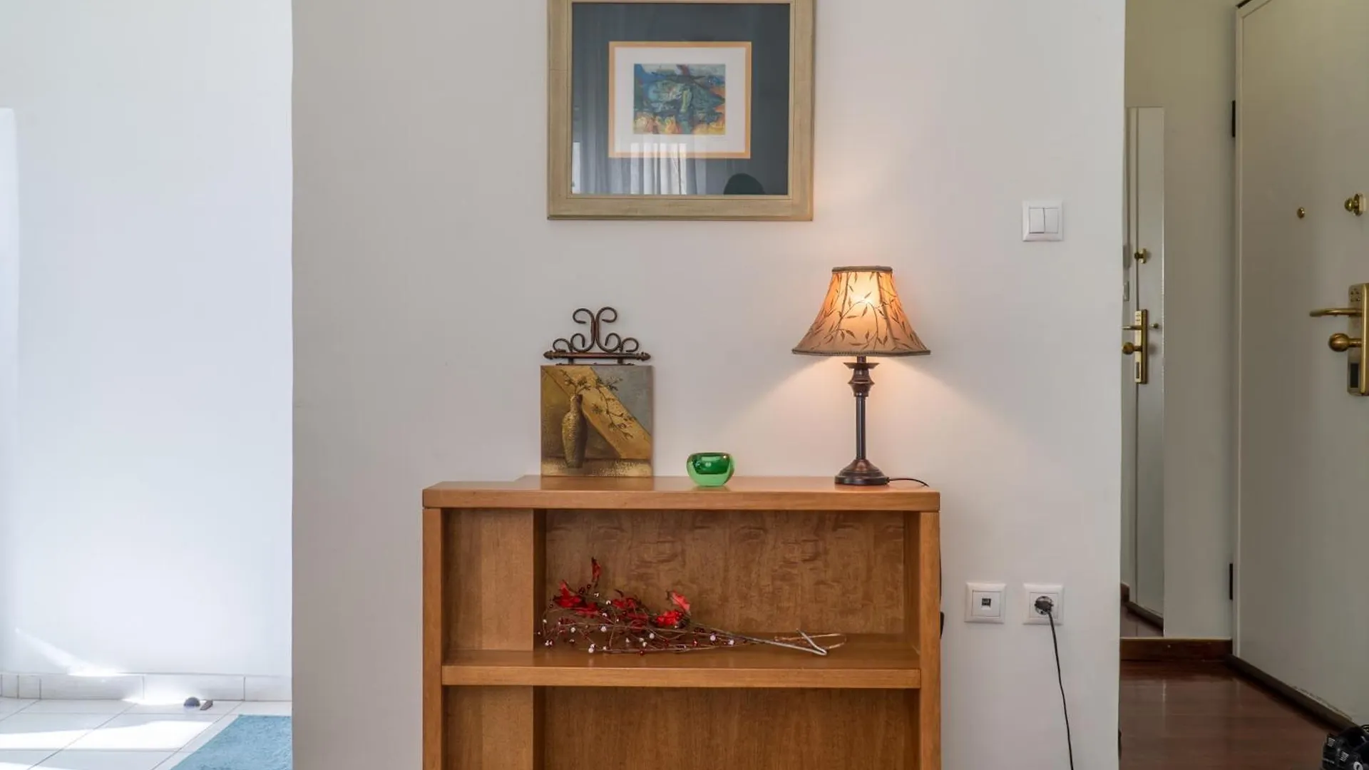 Studio Apartment Thessaloniki Navarino Square - Στούντιο Διαμέρισμα Πλατεία Ναυαρίνου Θεσσαλονίκη