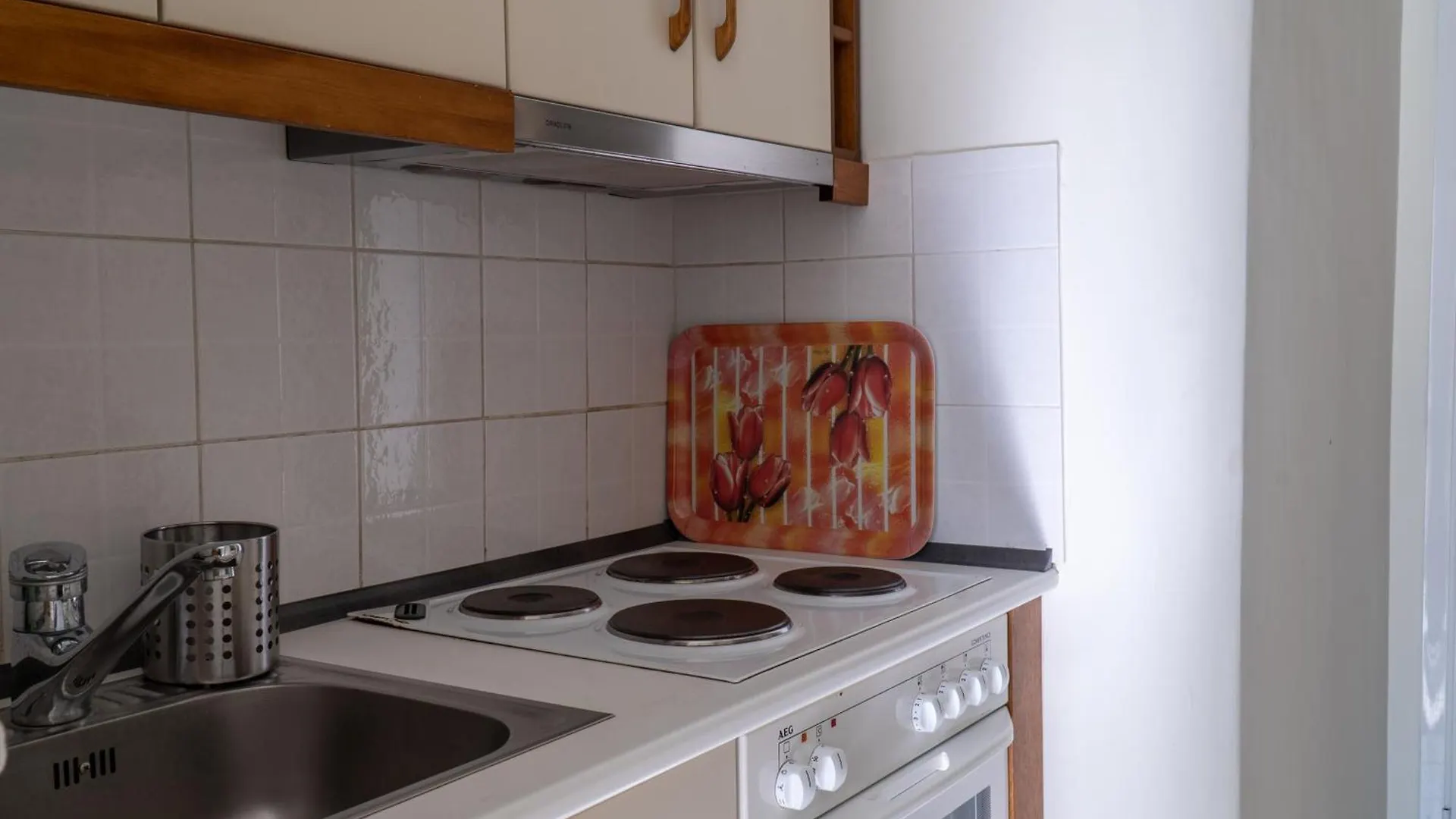 Studio Apartment Thessaloniki Navarino Square - Στούντιο Διαμέρισμα Πλατεία Ναυαρίνου Θεσσαλονίκη